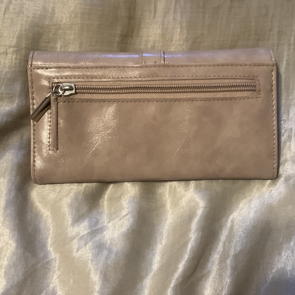 Pink Wallet - Picture 5 of 5